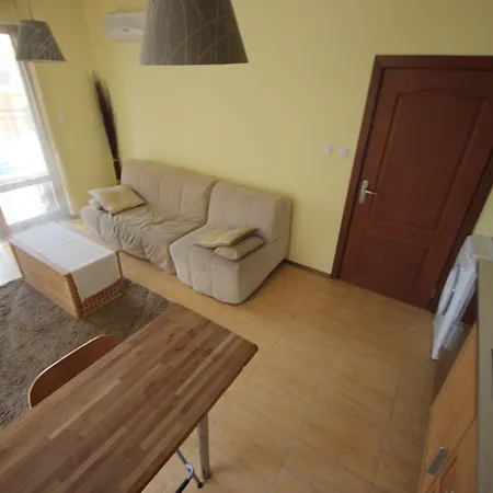 Menada Amadeus 1 Apartamento