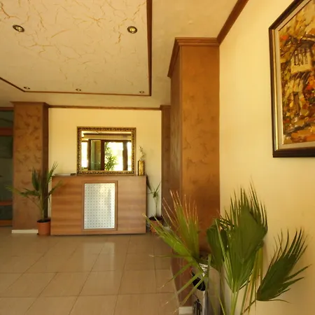 Menada Amadeus 1 Apartman